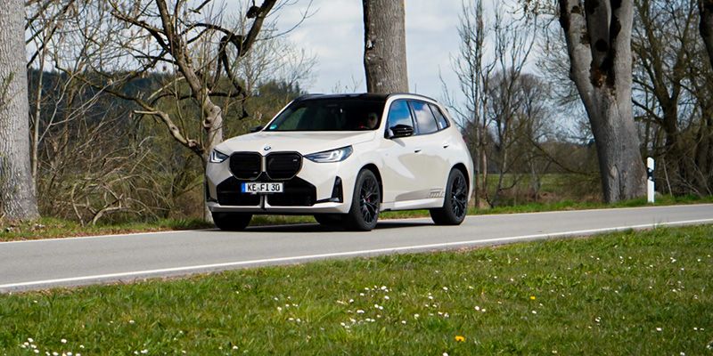 Der BMW X3 im Allgäu. Beratungstermin sichern in Kempten, Immenstadt oder Leutkirch. Der BMW X3 im Allgäu. Beratungstermin sichern in Kempten, Immenstadt oder Leutkirch.